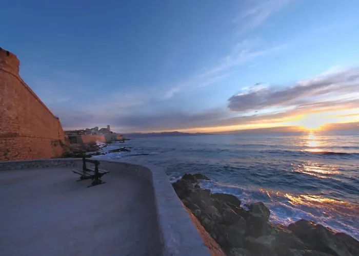 Incredible Loft In Vieil Antibes With Ac